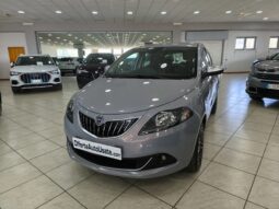 Lancia Ypsilon Hybrid 70cv Alberta Ferretti pieno